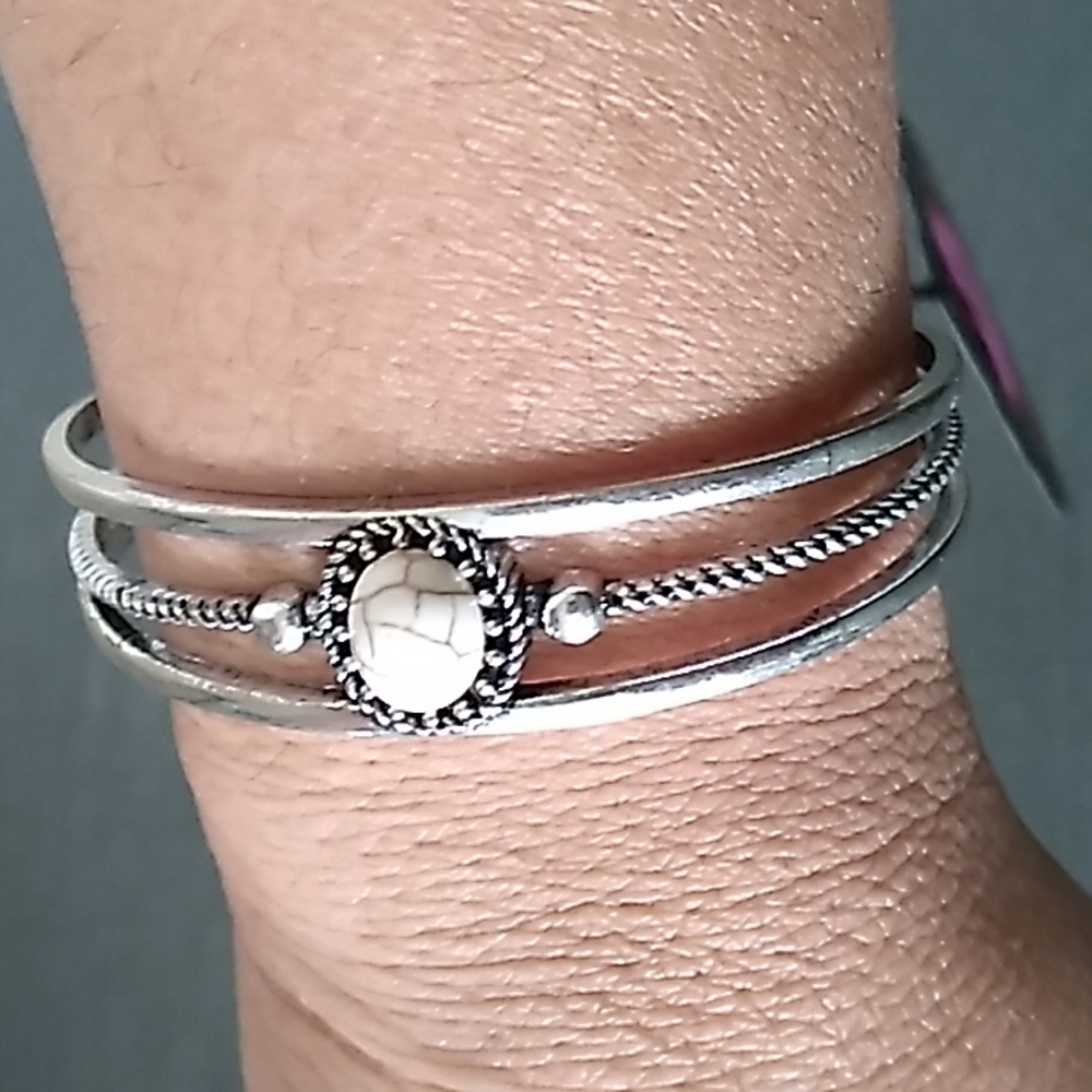 Crackle Stone, Silver Cuff, Bracelet, Lead and Nickle free